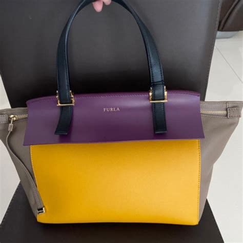 bag furla wanita.